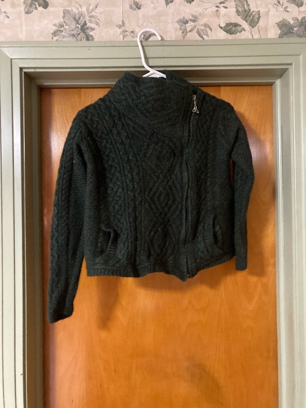 Aran Mor Ireland 100% Merino Wool Knit in Ireland Zip Up Sweater Size Medium
